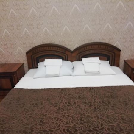 Mini-Hotel Yanson 2 加格拉 外观 照片