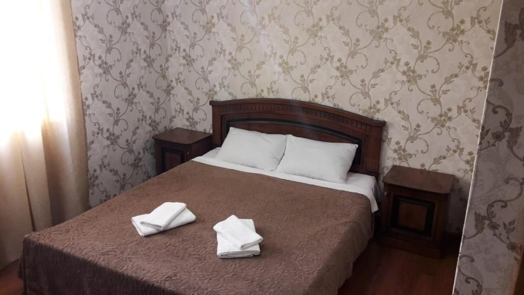 Mini-Hotel Yanson 2 加格拉 外观 照片