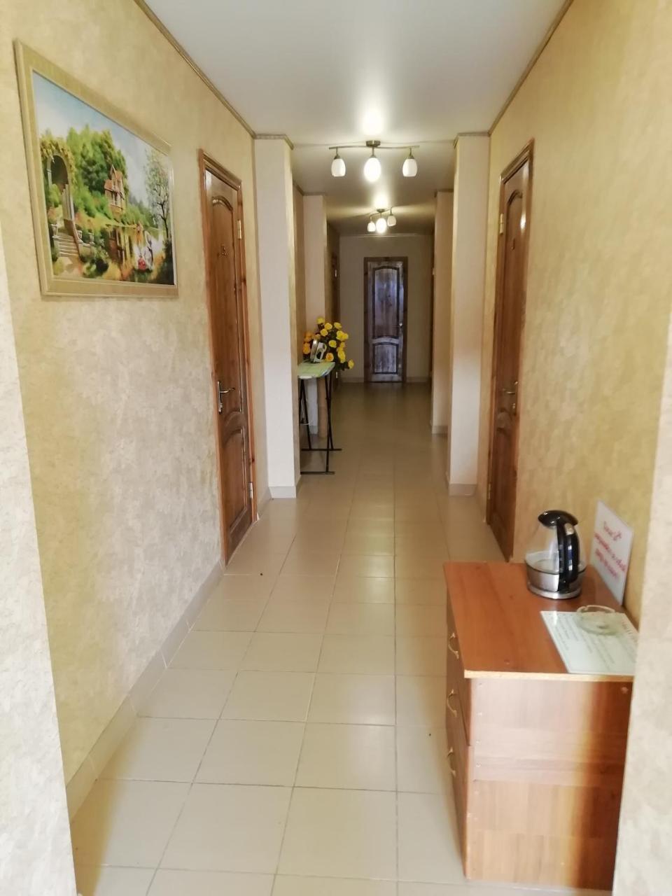 Mini-Hotel Yanson 2 加格拉 外观 照片
