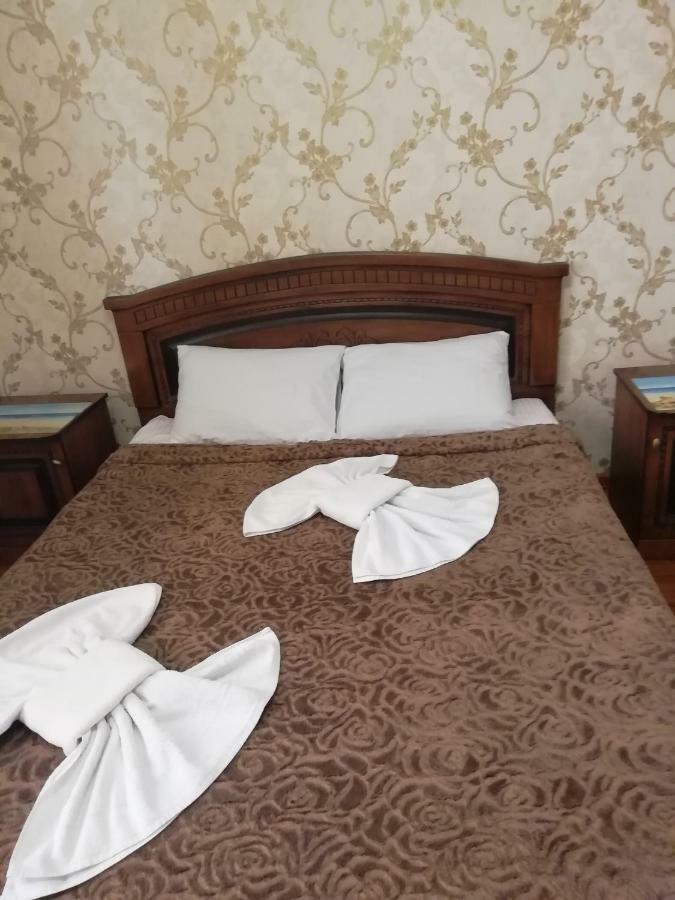 Mini-Hotel Yanson 2 加格拉 外观 照片