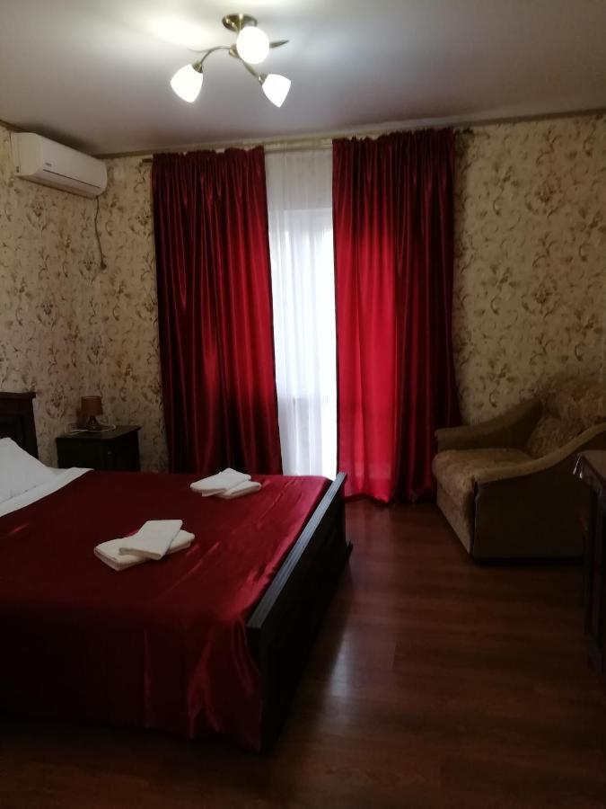 Mini-Hotel Yanson 2 加格拉 外观 照片